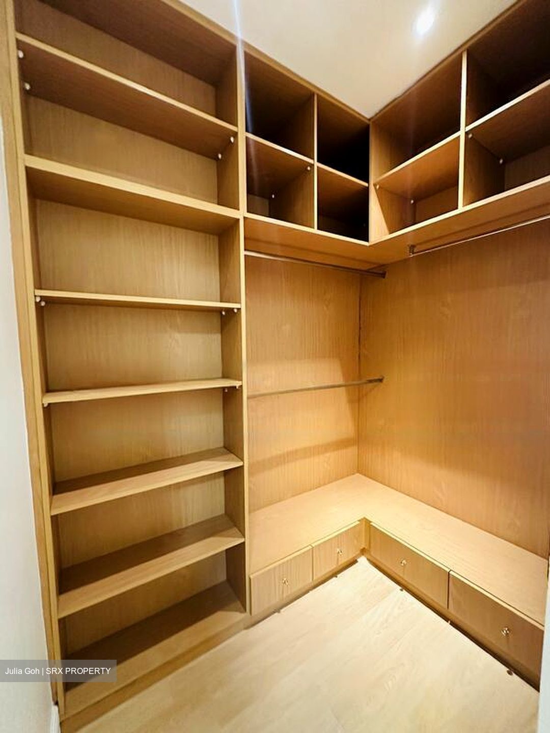 Chelsea Gardens (D10), Condominium #438505491